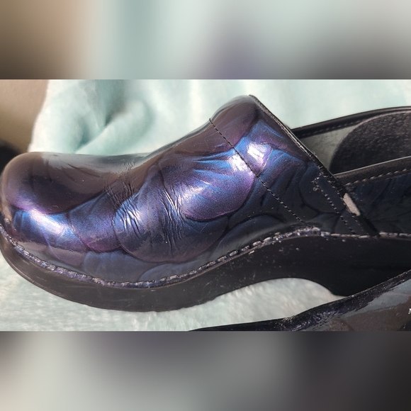 Dansko Clogs - Picture 9 of 15